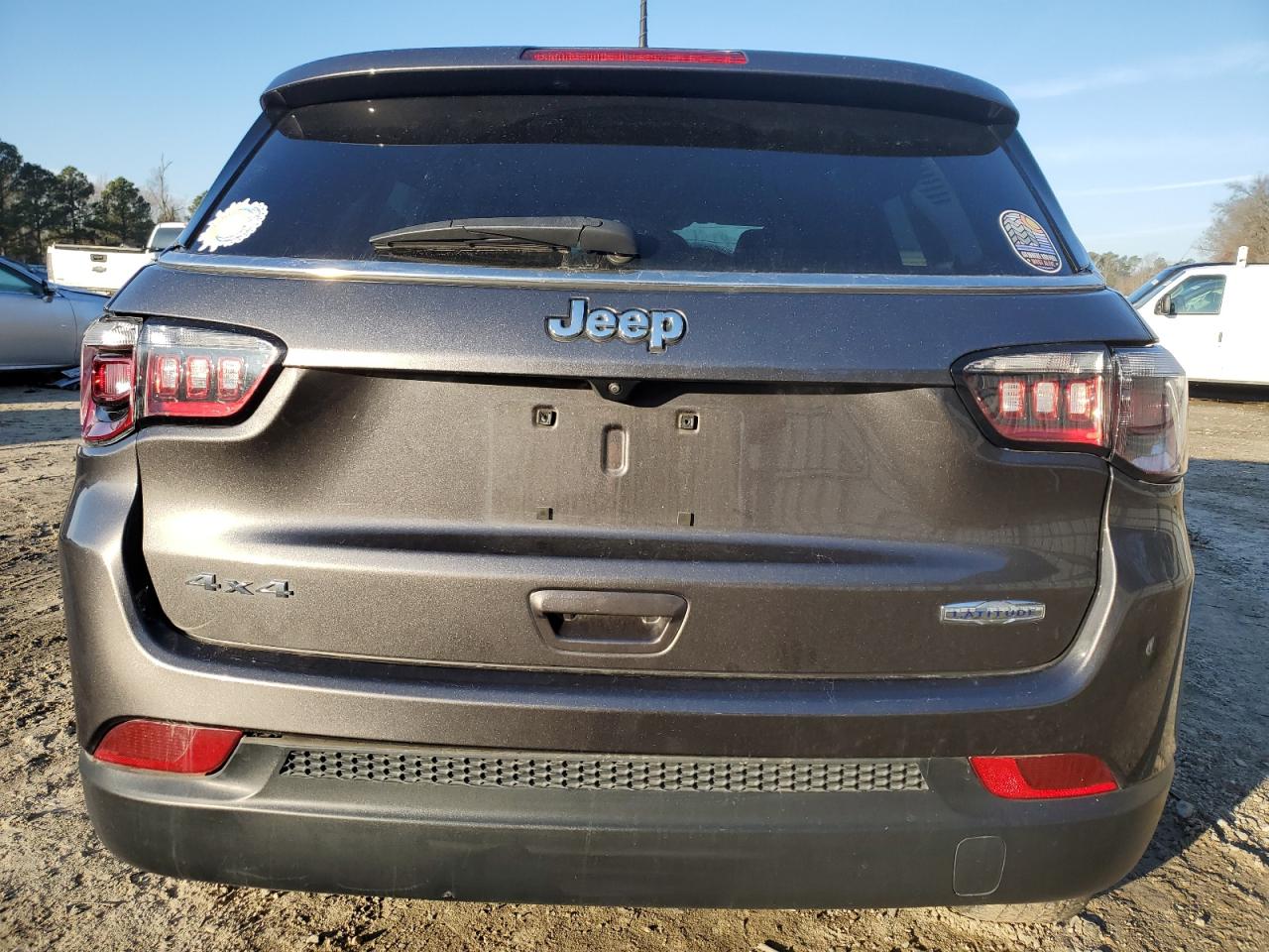 2022 Jeep Compass - Image 6