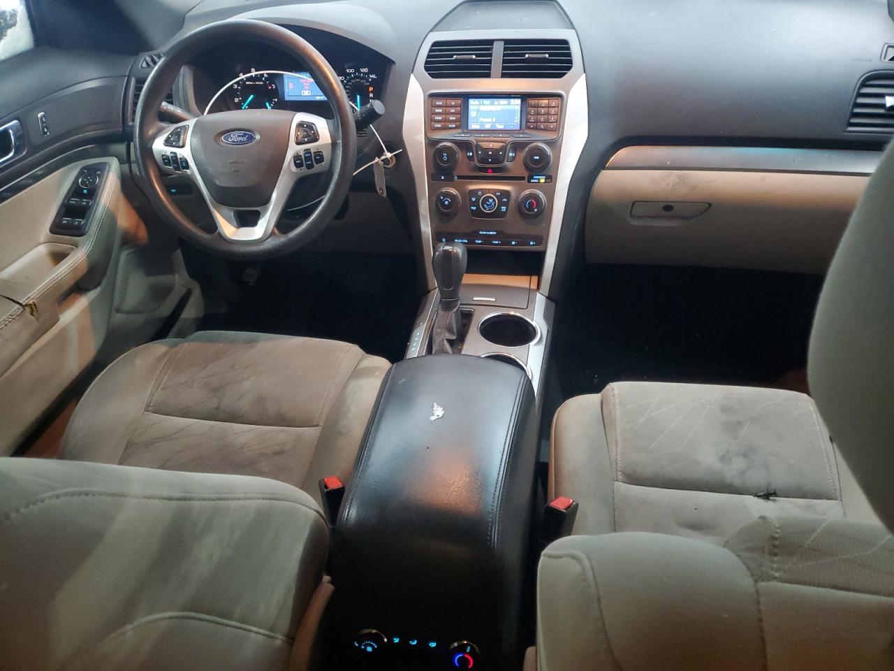 2012 Ford Explorer - Image 8