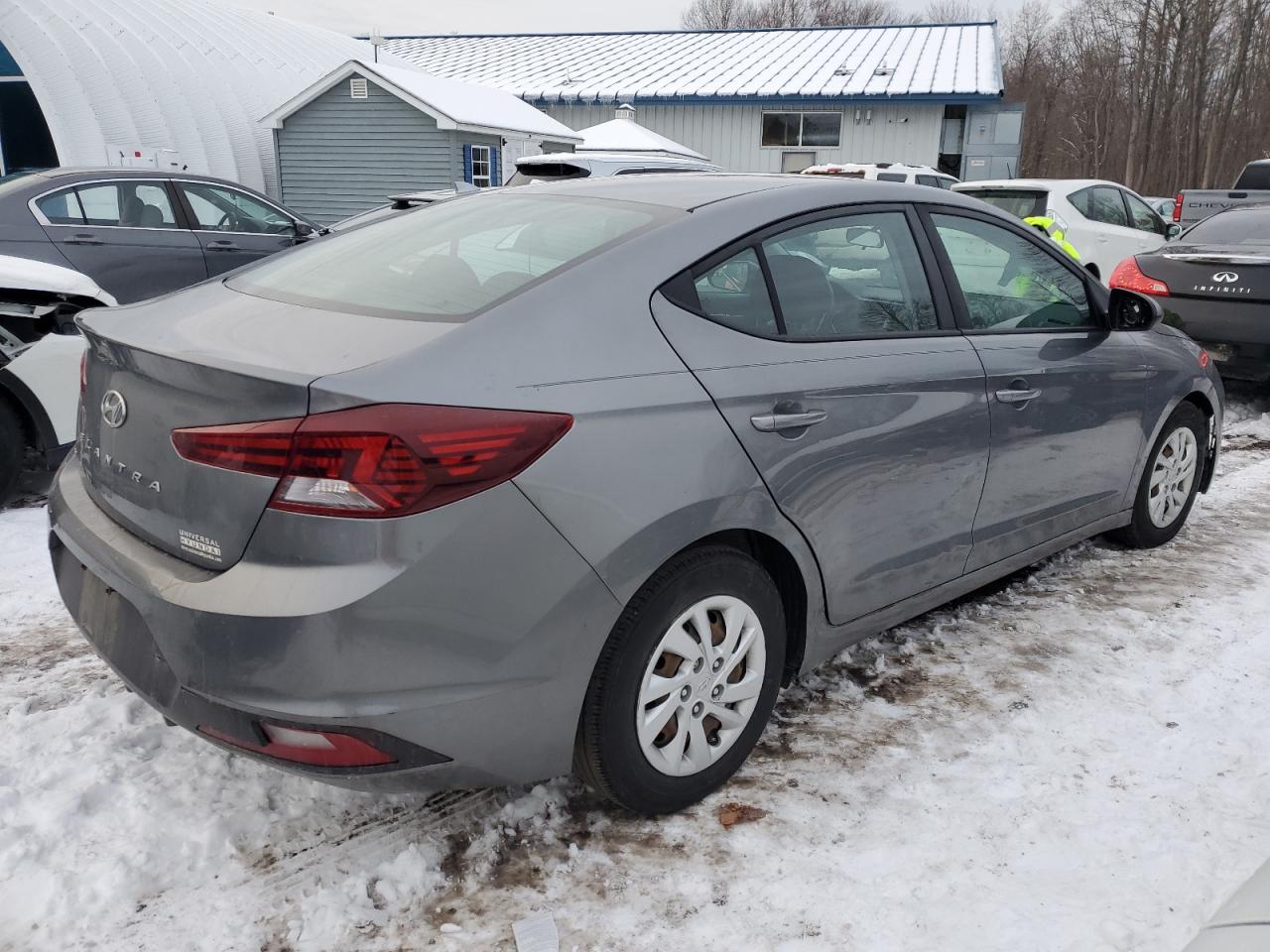 2019 Hyundai Elantra - Image 3