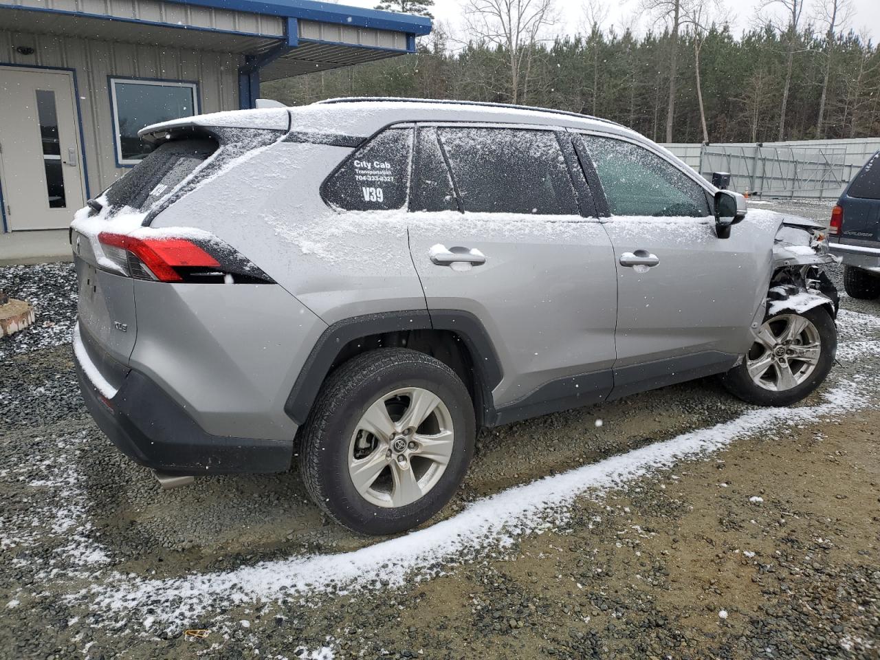 2021 Toyota RAV 4 - Image 3