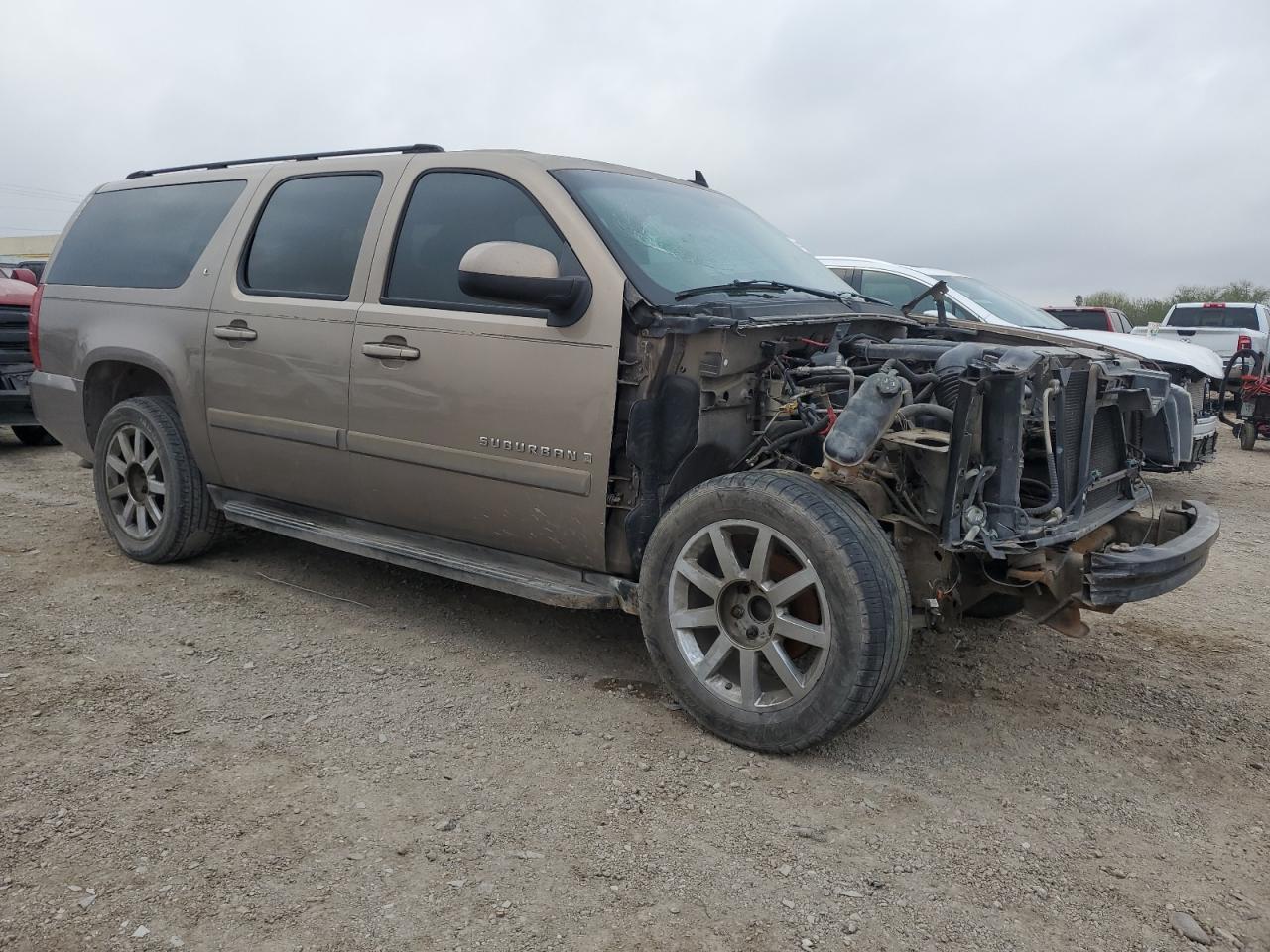 2007 Chevrolet Suburban - Image 4