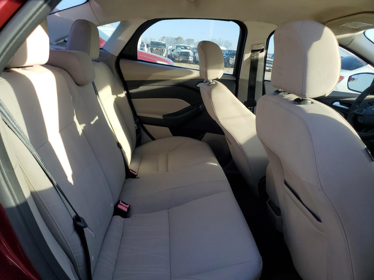 2017 Ford Focus - Image 10