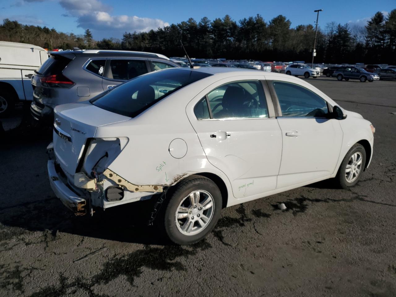 2014 Chevrolet Sonic - Image 3
