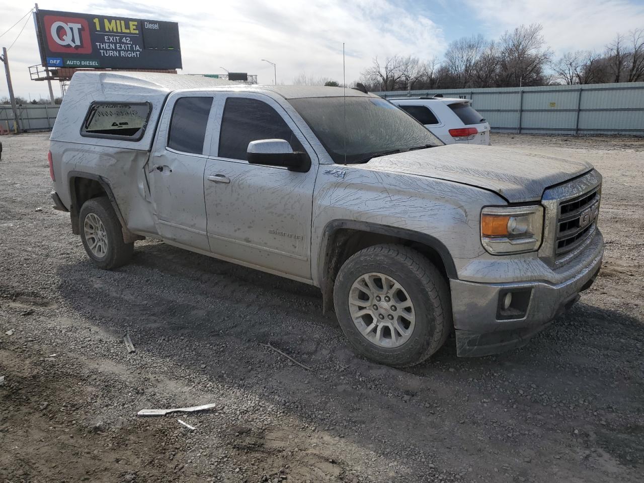 2015 GMC Sierra - Image 4