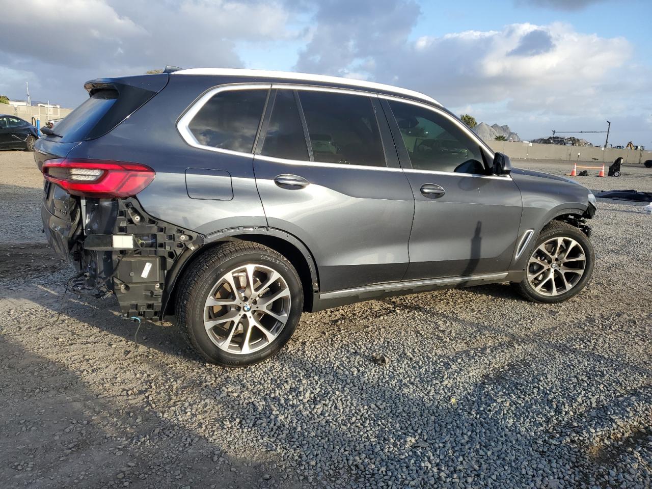 2019 BMW X5 - Image 3