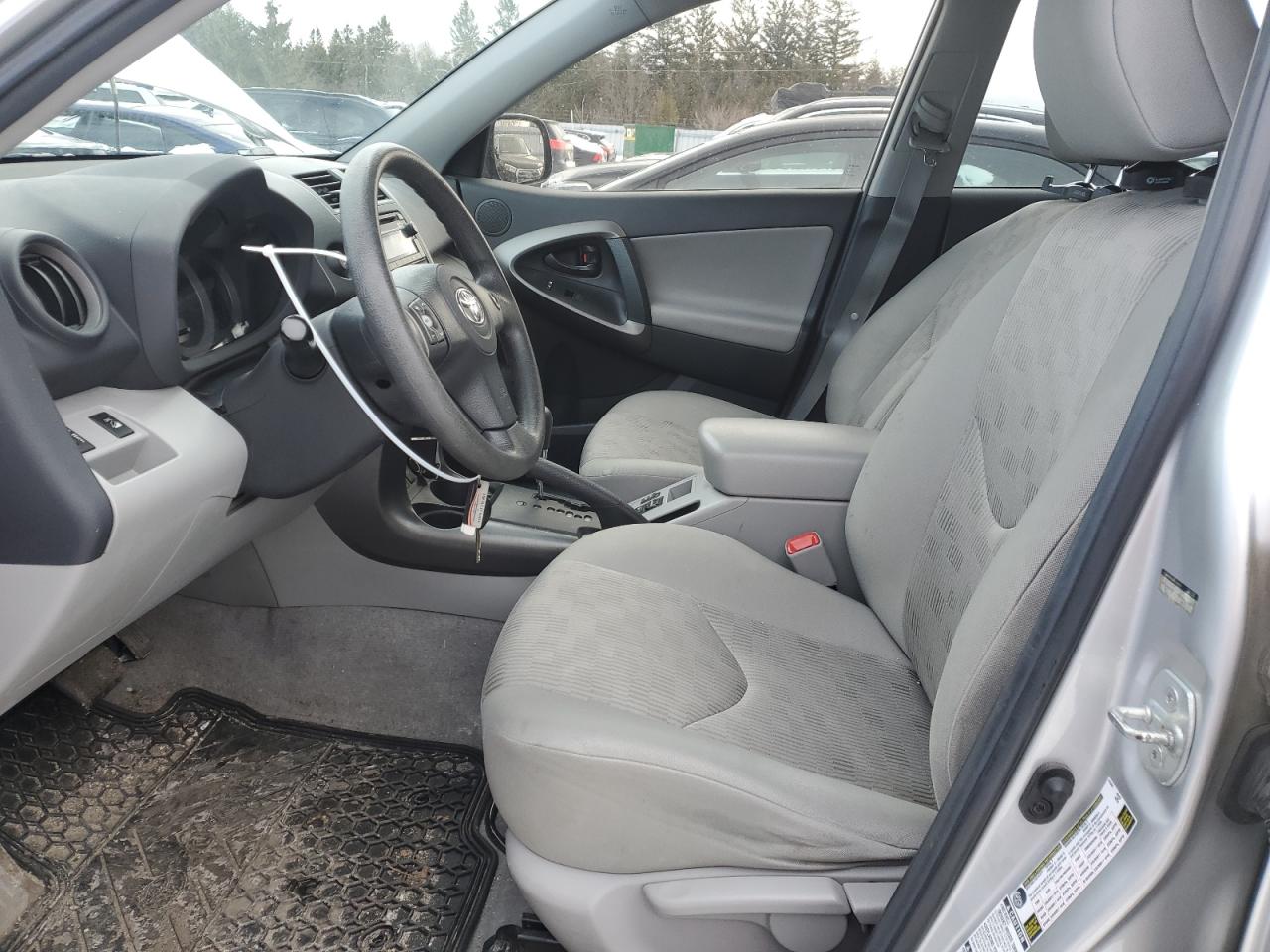 2012 Toyota RAV 4 - Image 7