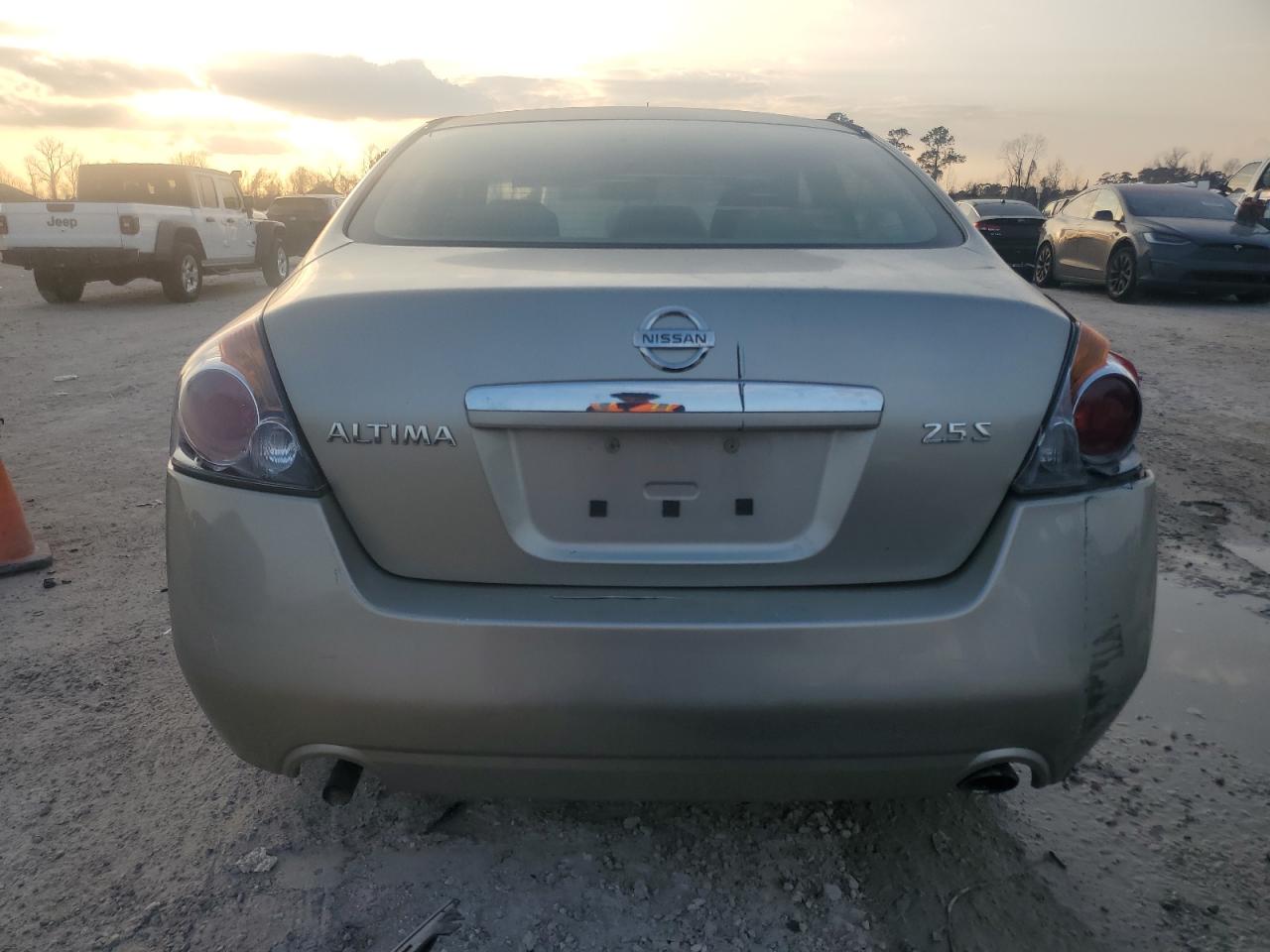 2009 Nissan Altima - Image 6