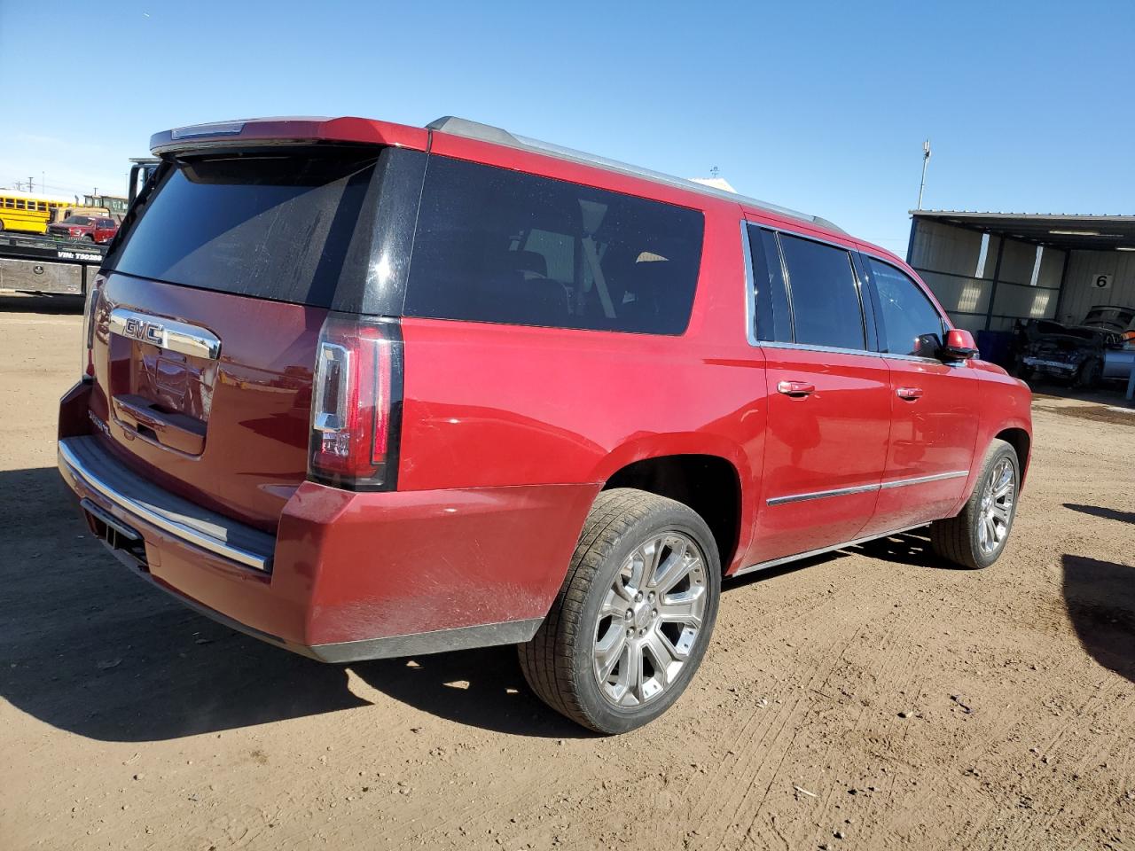 2015 GMC Yukon - Image 3