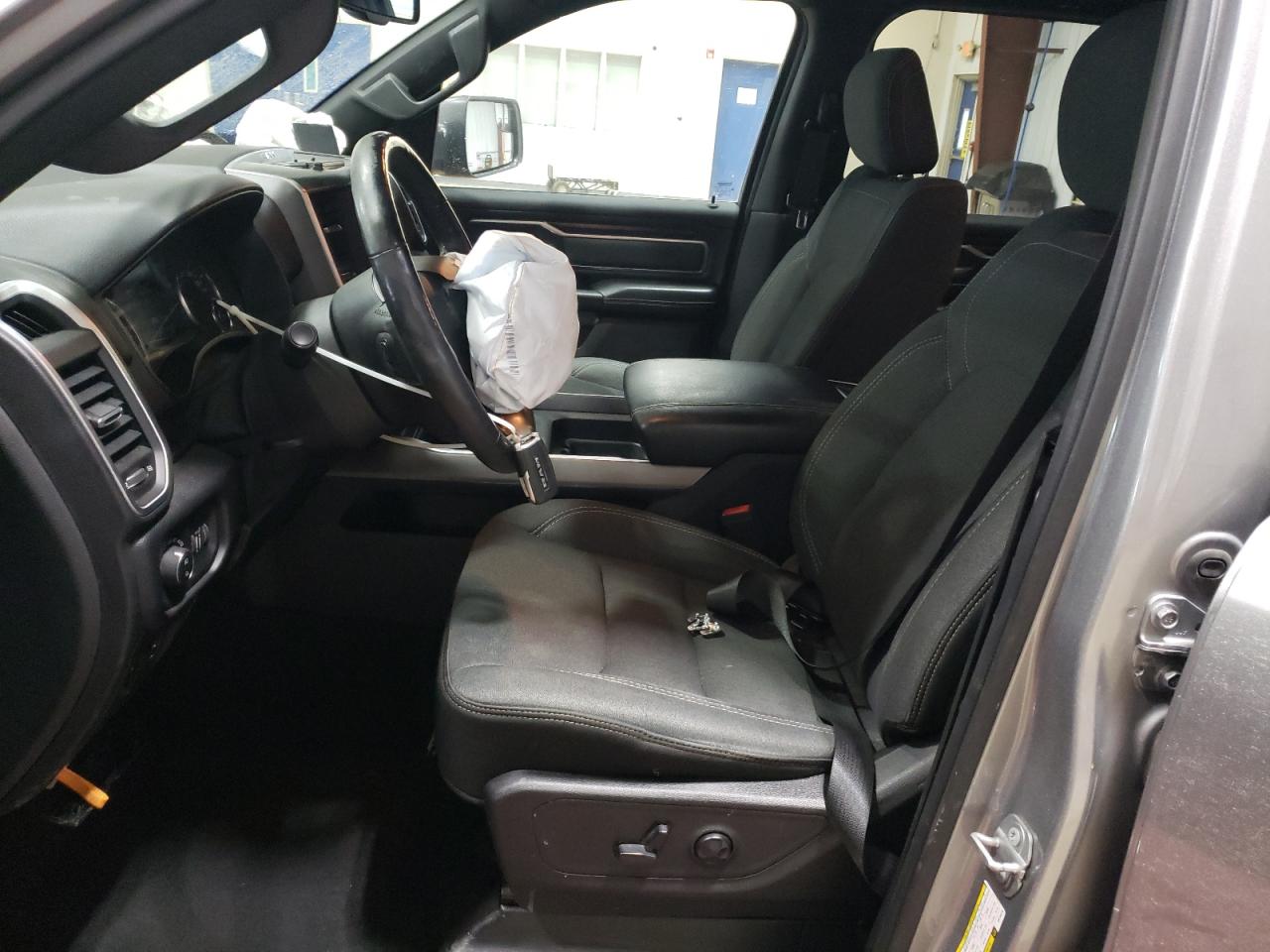 2019 RAM 1500 - Image 7