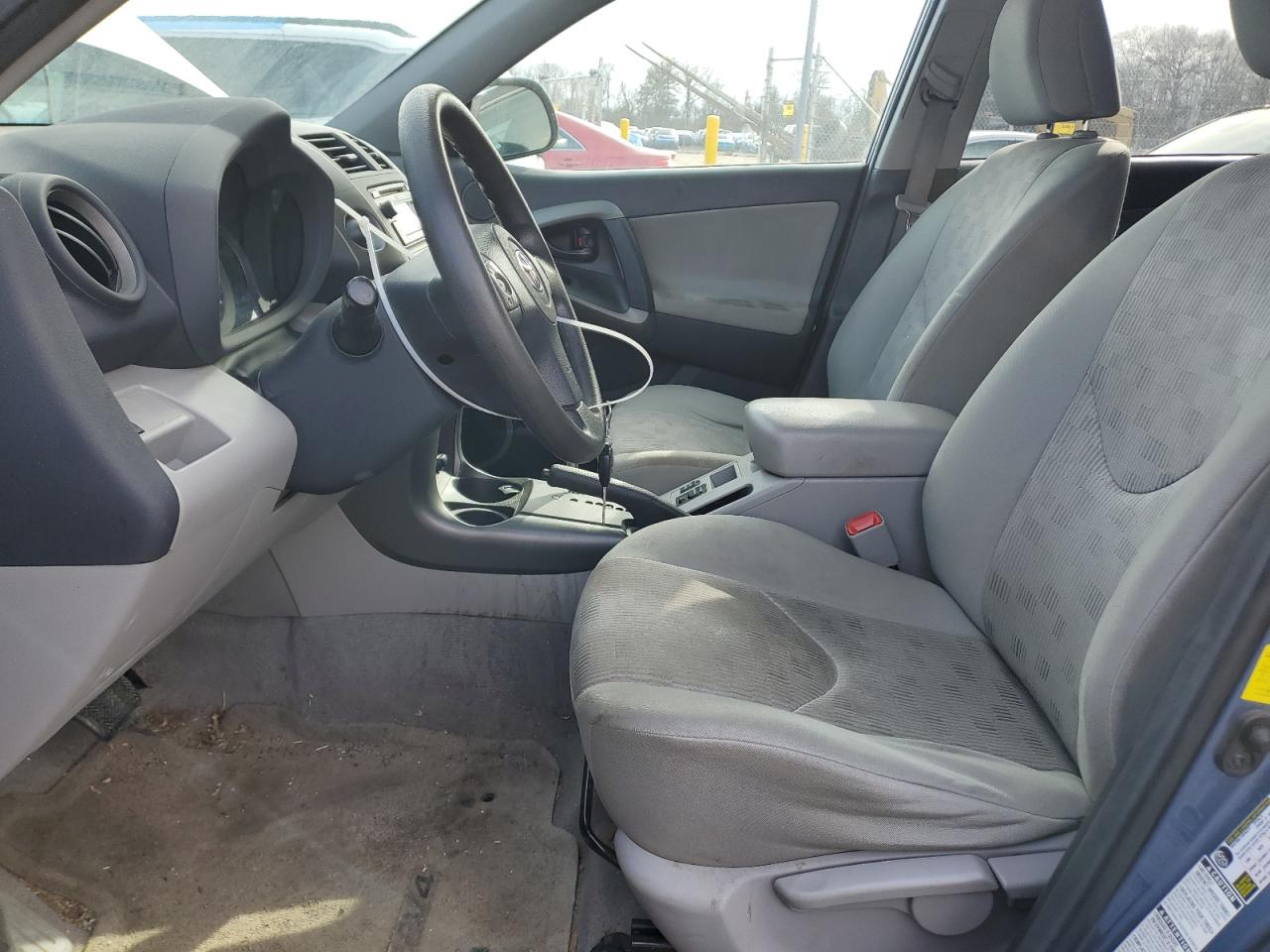 2012 Toyota RAV 4 - Image 7