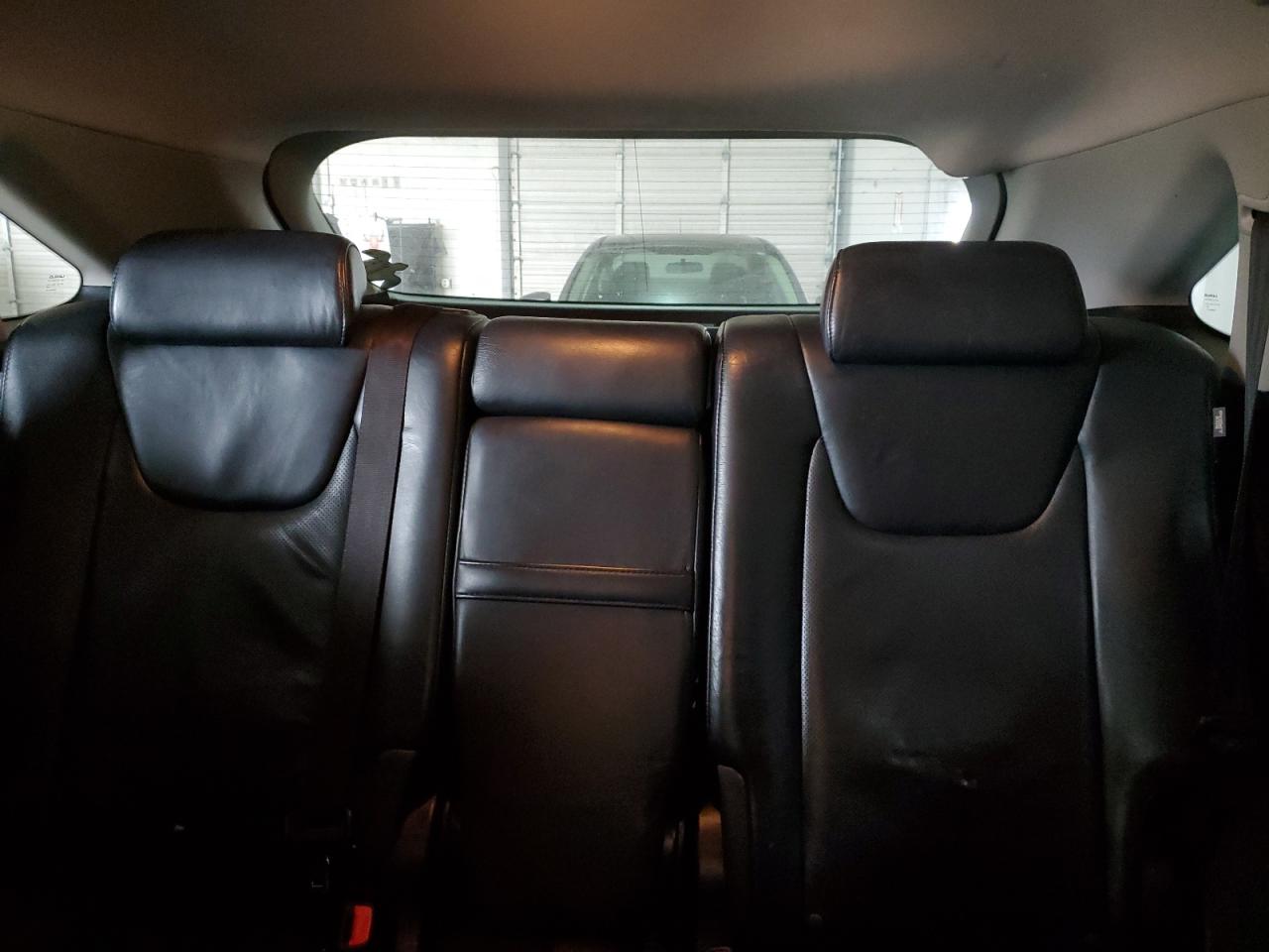 2010 Lexus RX - Image 10