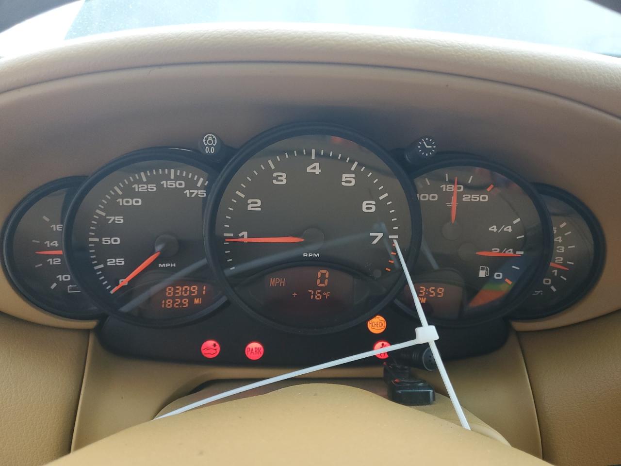 2000 Porsche 911 - Image 9