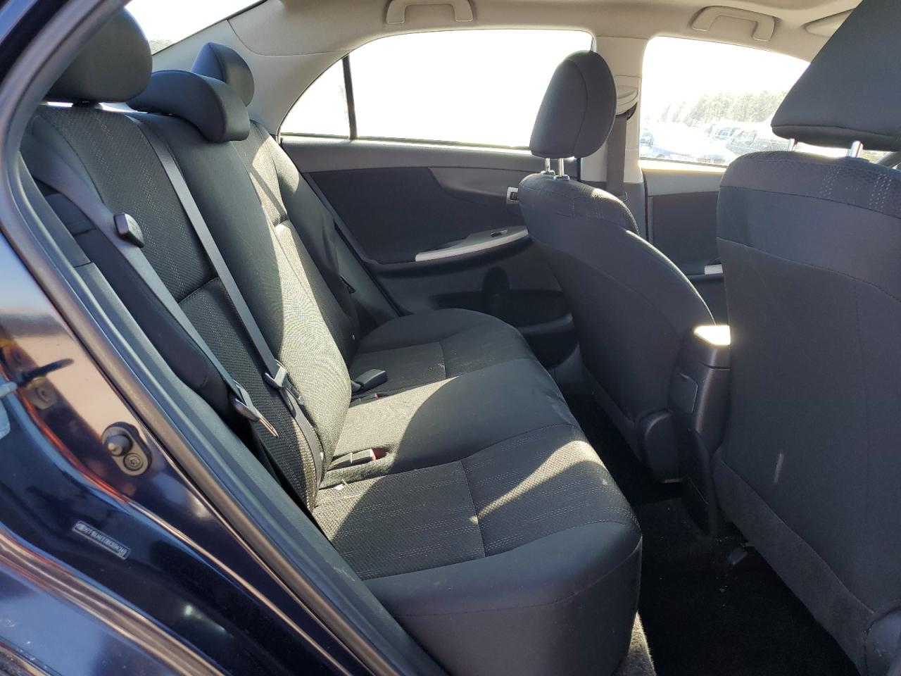 2011 Toyota Corolla - Image 10