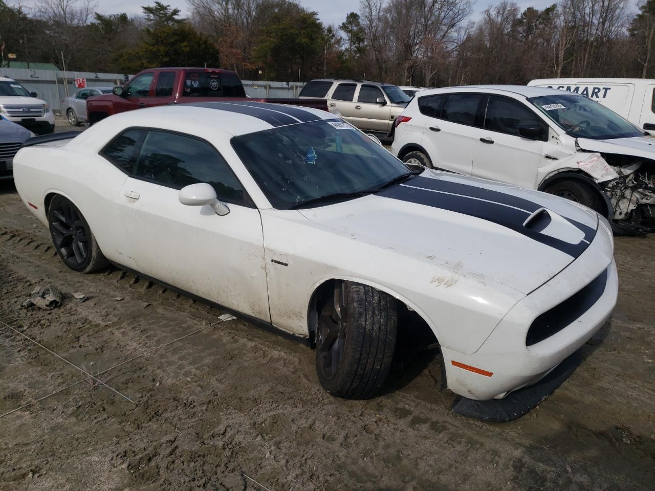 2019 Dodge Challenger - Image 4
