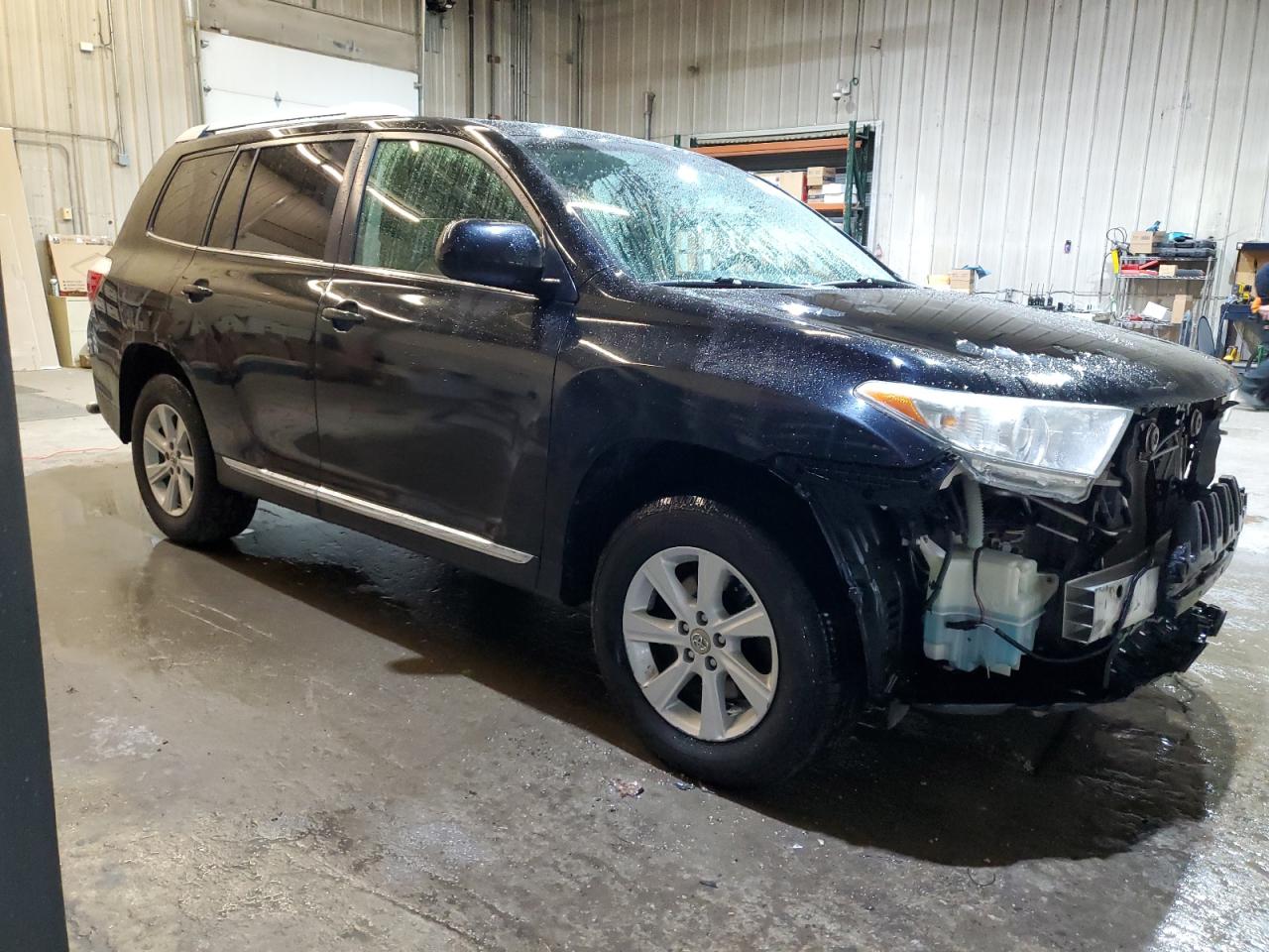 2013 Toyota Highlander - Image 4