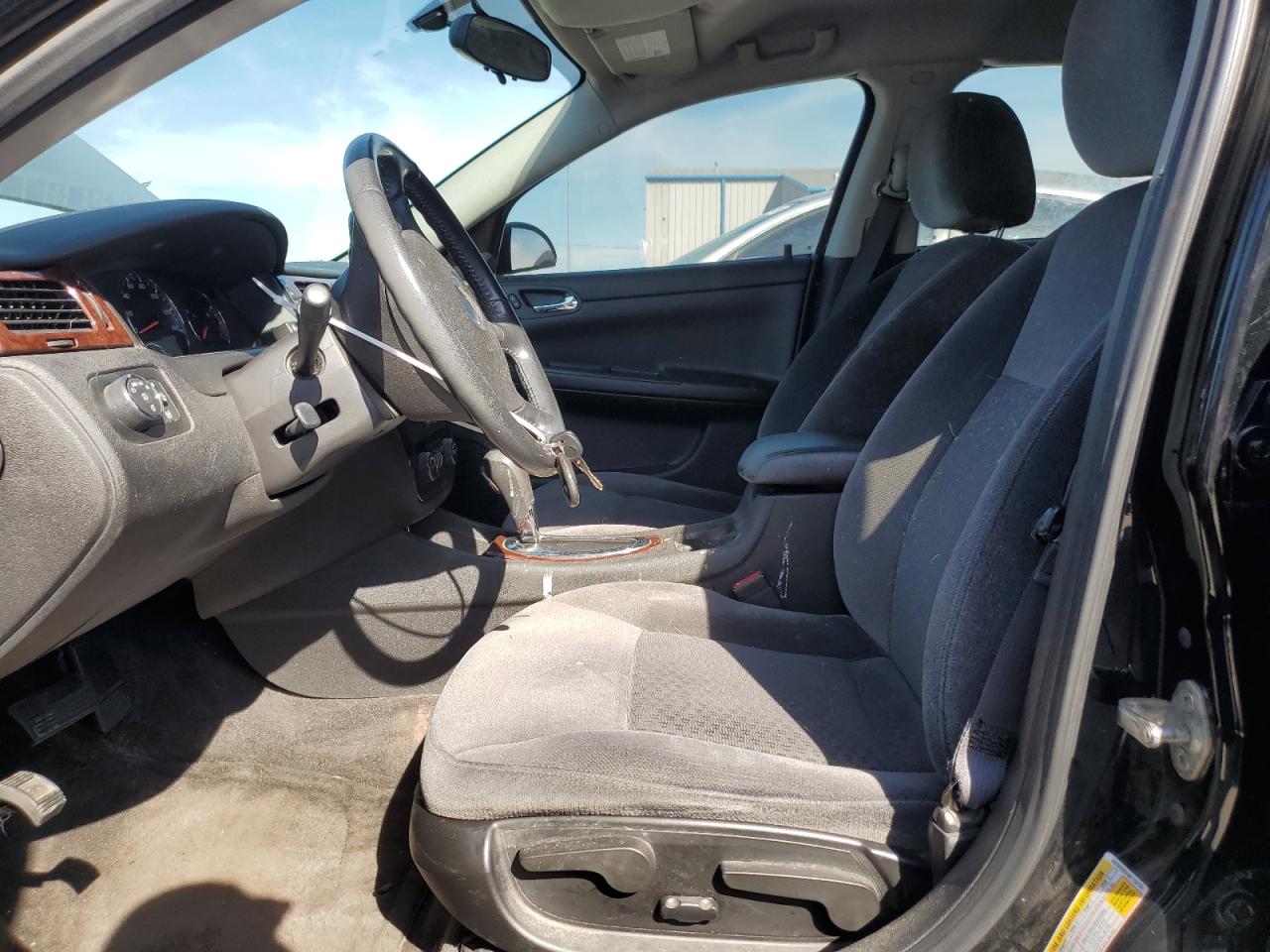 2011 Chevrolet Impala - Image 7