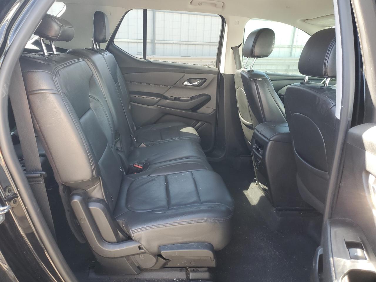 2018 Chevrolet Traverse Ls VIN: 1GNERFKW5JJ174634 Lot: 45058605