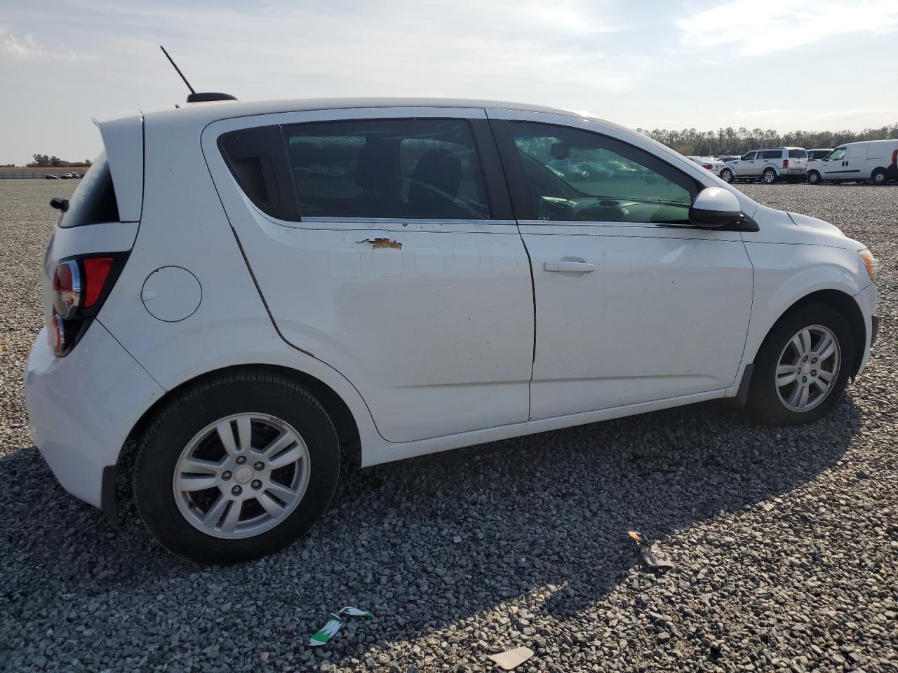 2016 Chevrolet Sonic - Image 3
