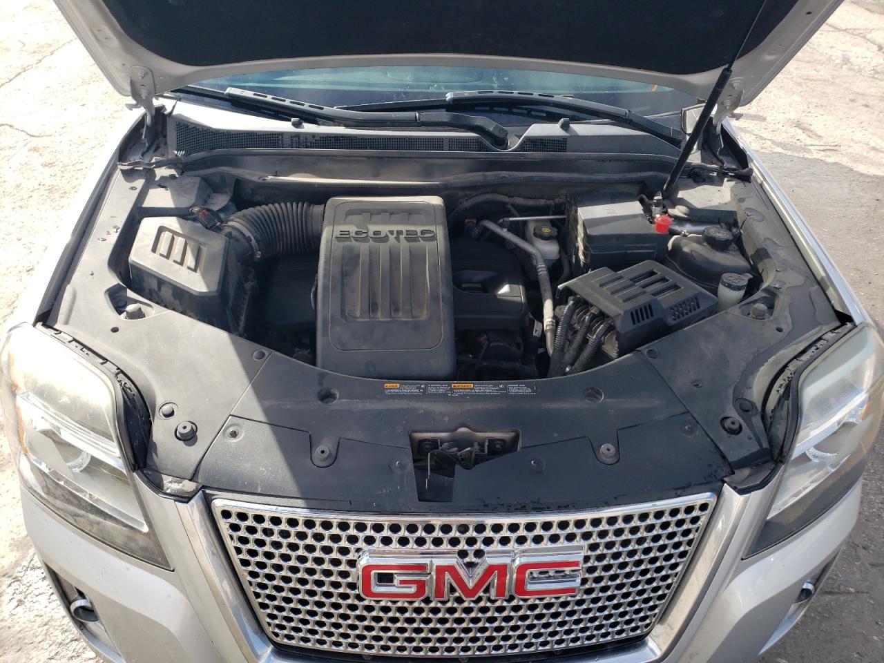2014 GMC Terrain - Image 12