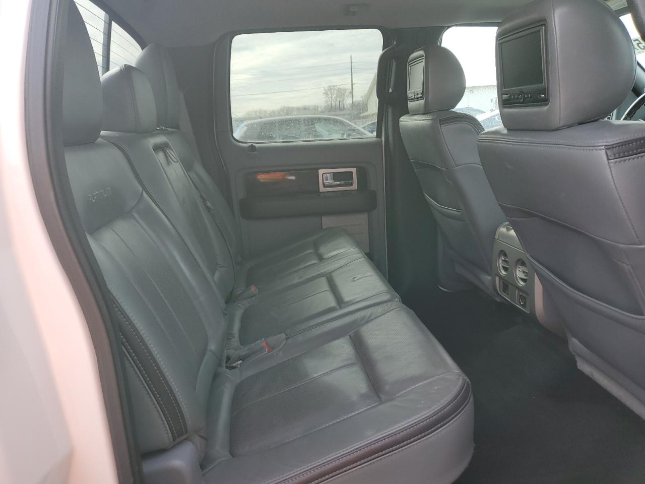 2011 Ford F-150 - Image 10