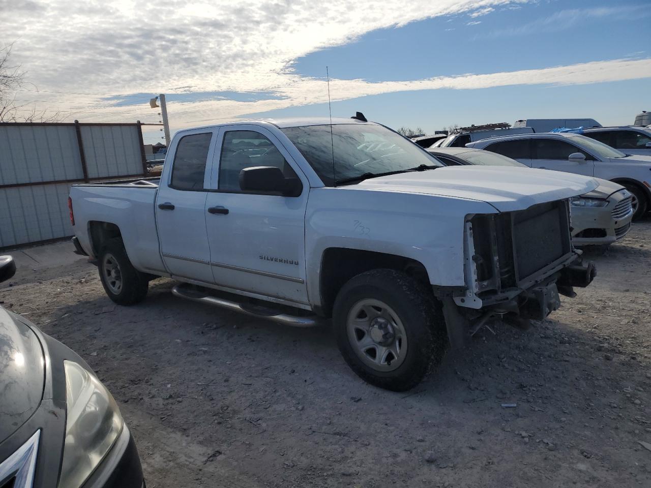 2015 Chevrolet Silverado - Image 4