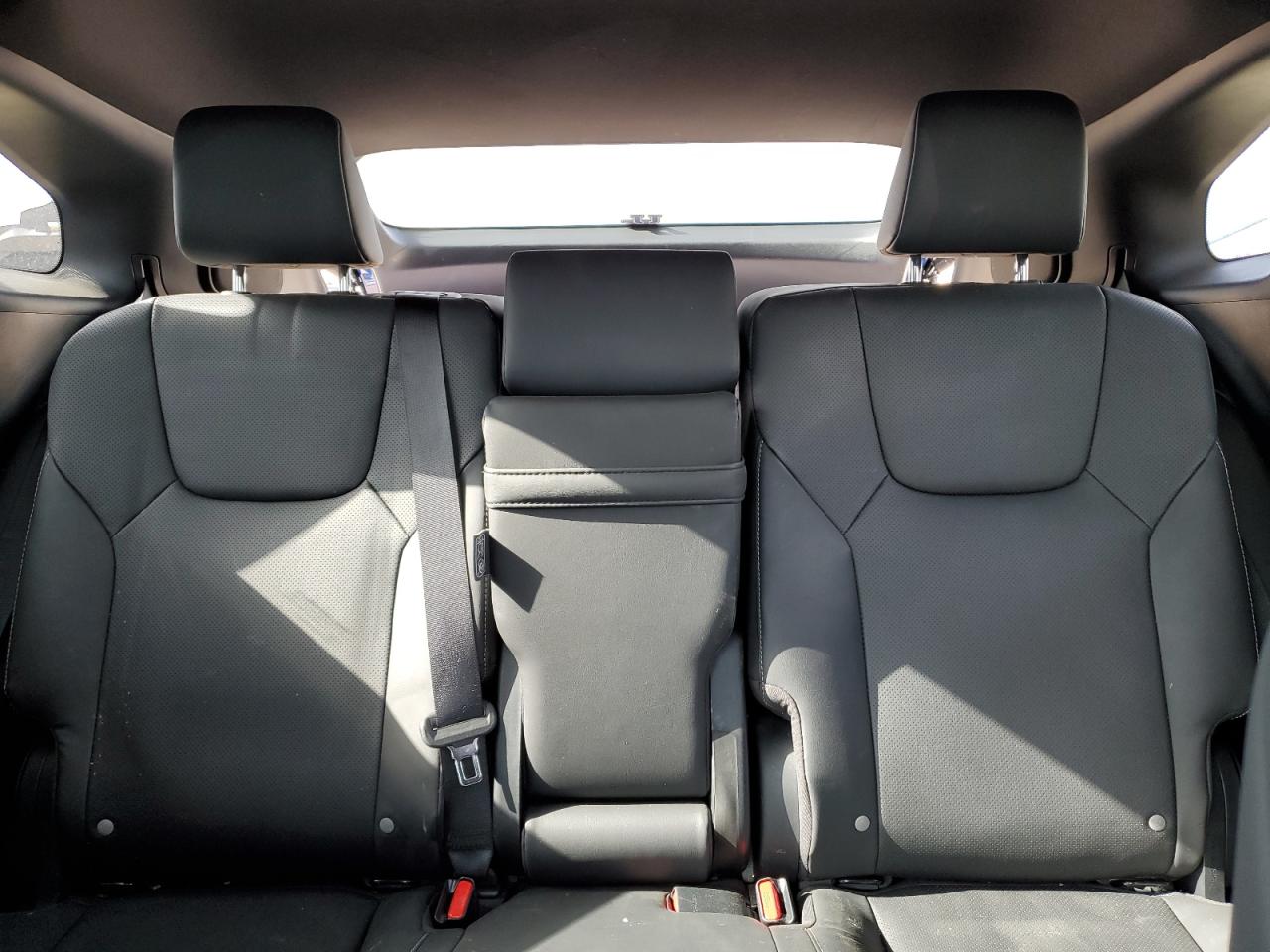 2023 Lexus RX - Image 10