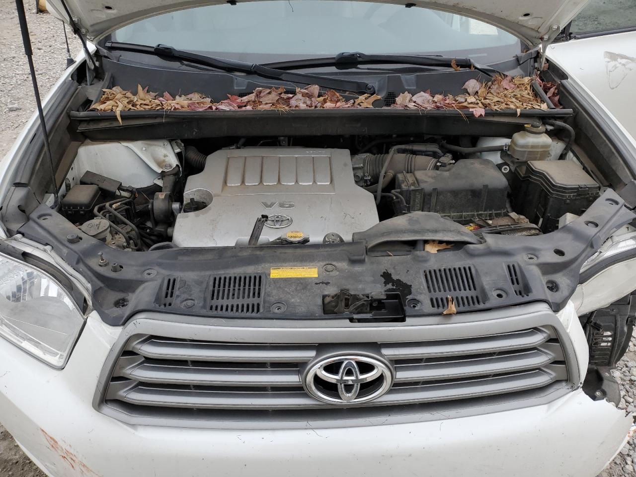2009 Toyota Highlander - Image 12
