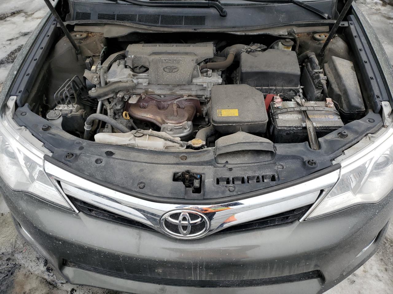 2012 Toyota Camry - Image 11