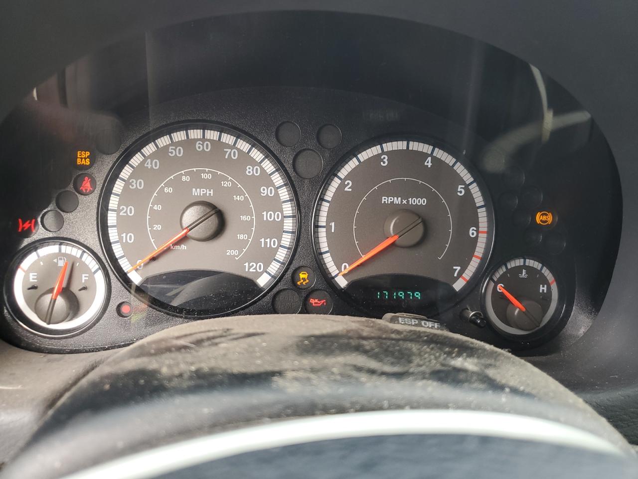 2007 Jeep Liberty (North America) - Image 9