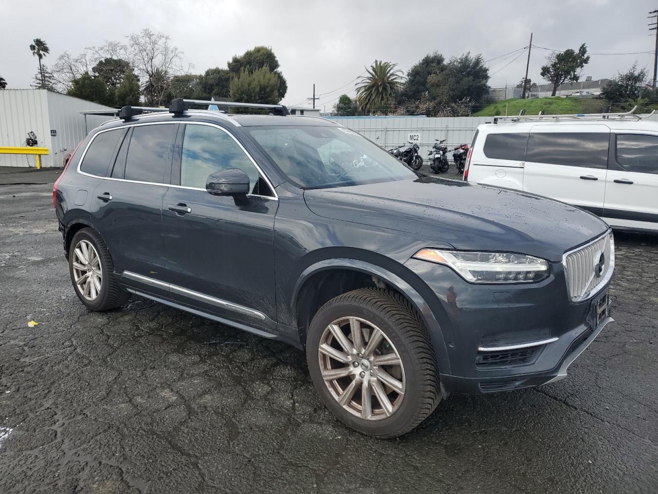 2017 Volvo XC90 - Image 4