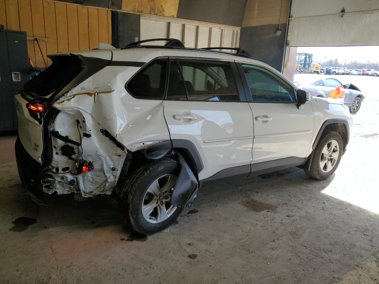 2021 Toyota RAV 4 - Image 3