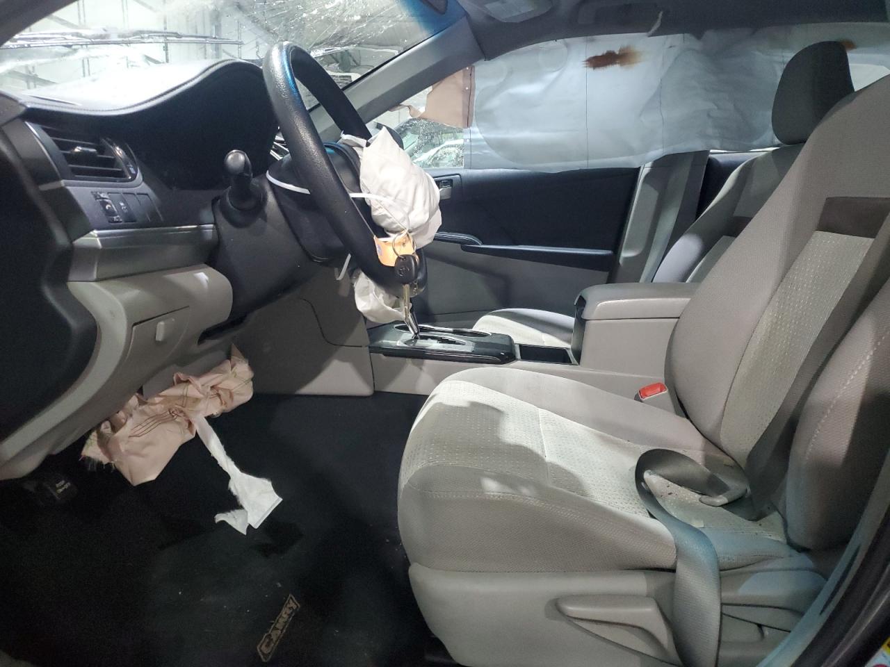 2012 Toyota Camry - Image 7