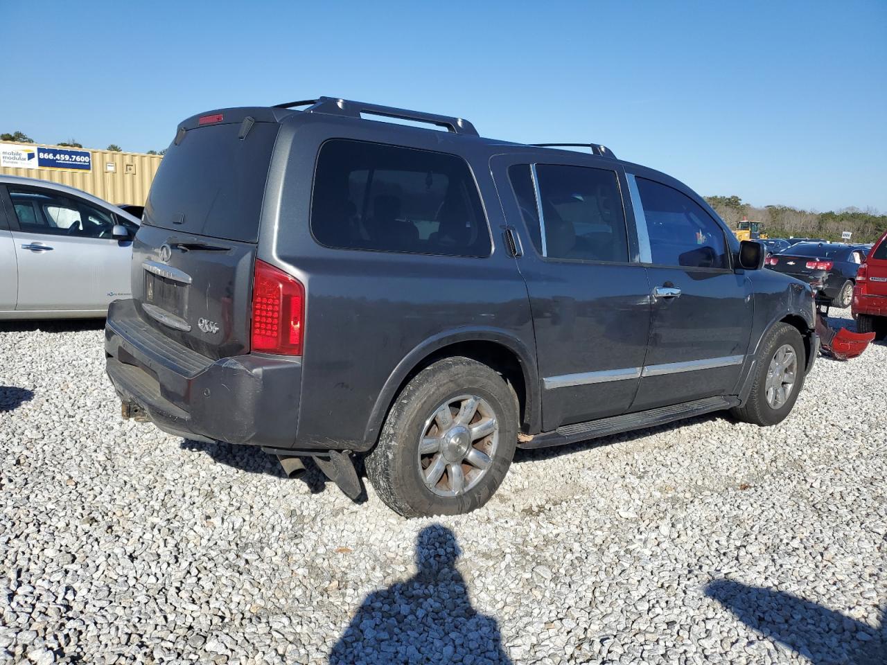 2006 Infiniti QX56 - Image 3