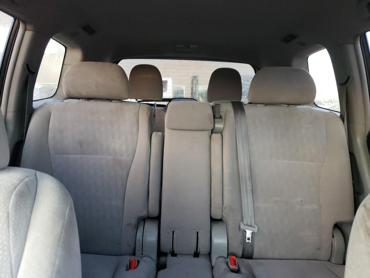 2012 Toyota Highlander - Image 10