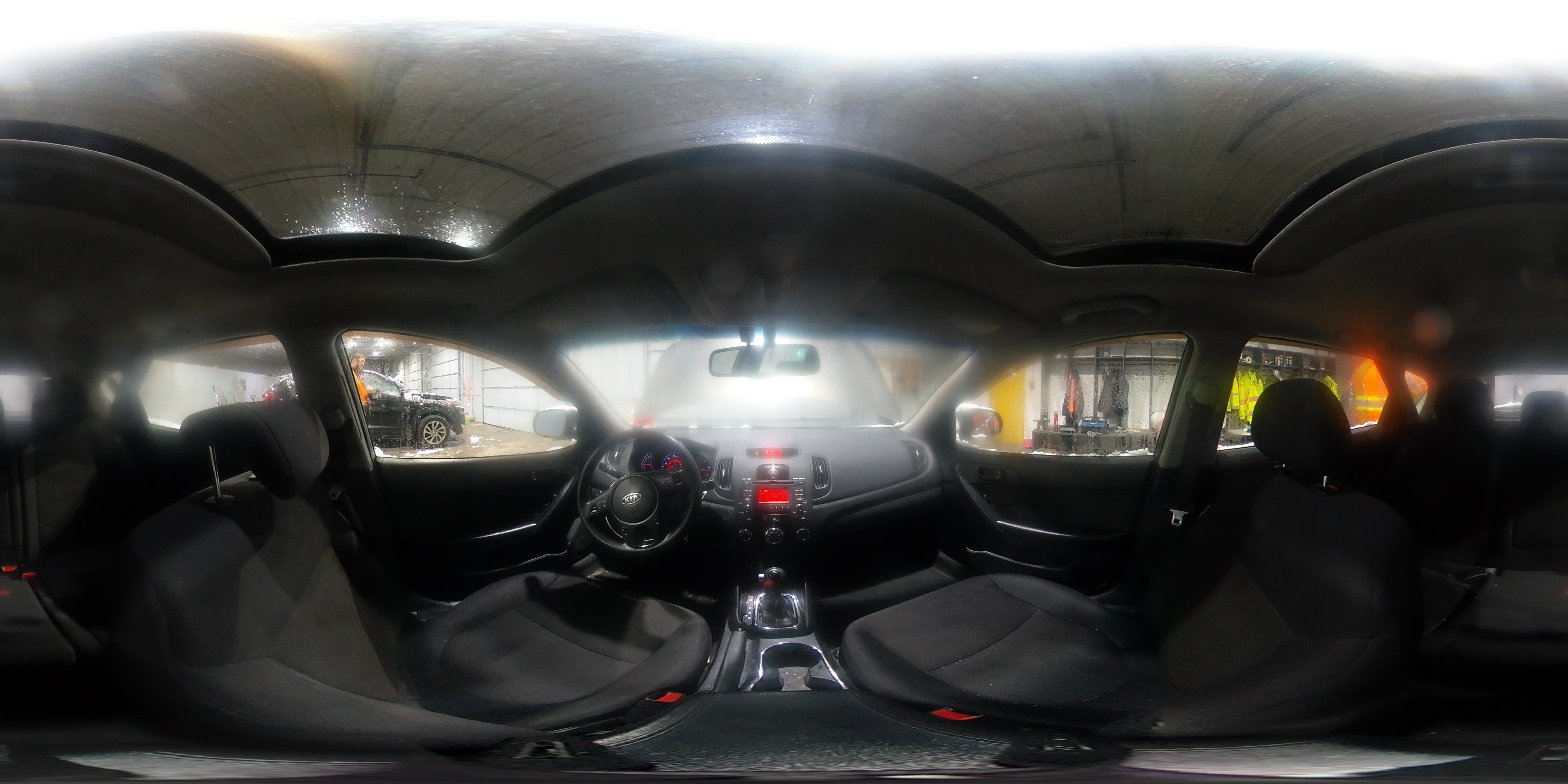 2011 Kia Forte - Image 12
