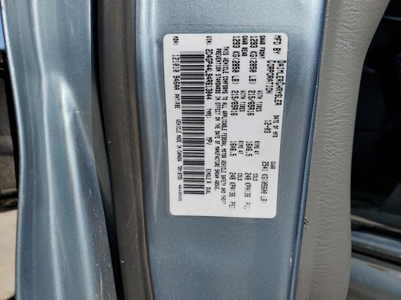 2004 Dodge Caravan - Image 16