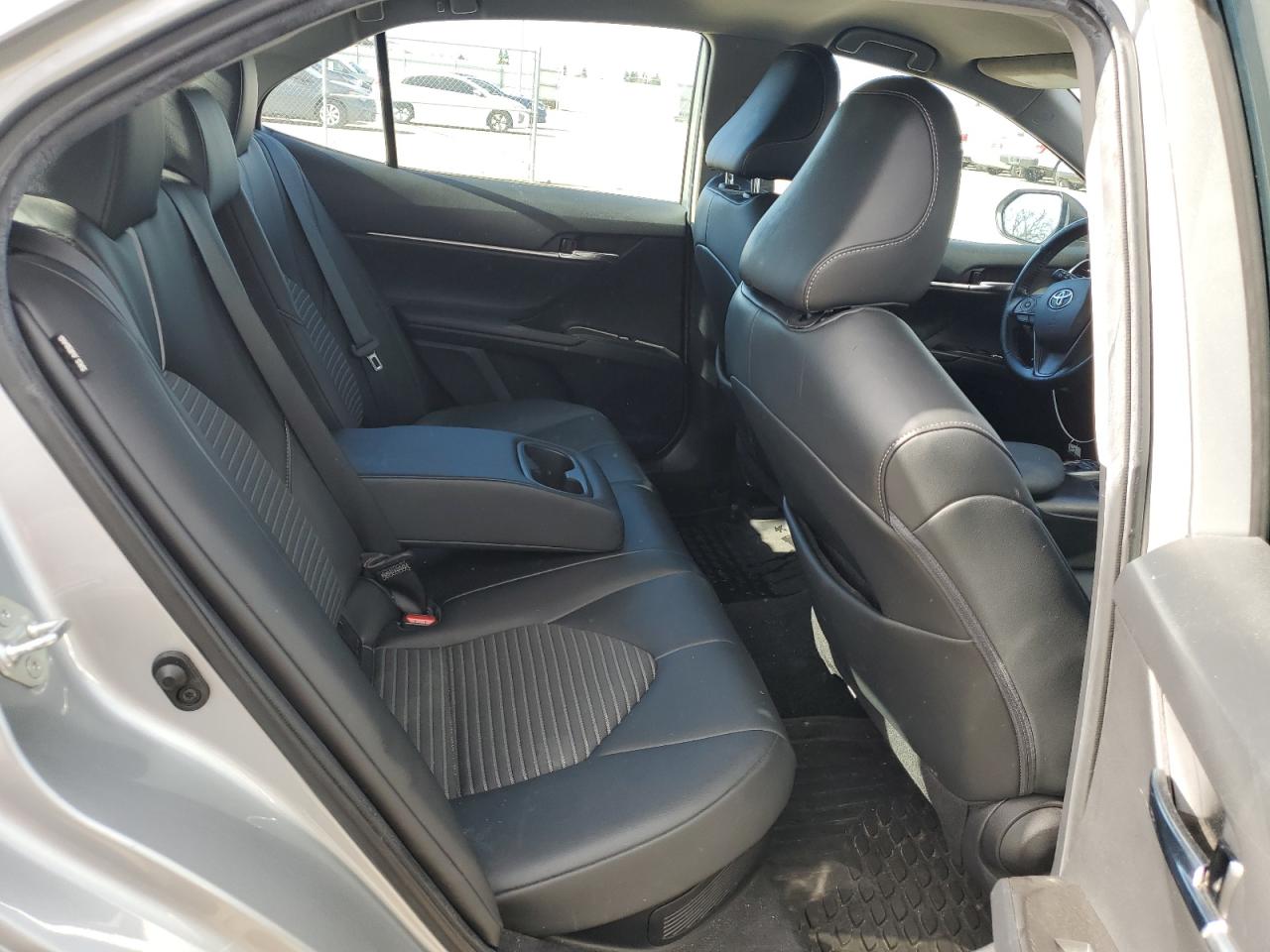 2022 Toyota Camry - Image 10
