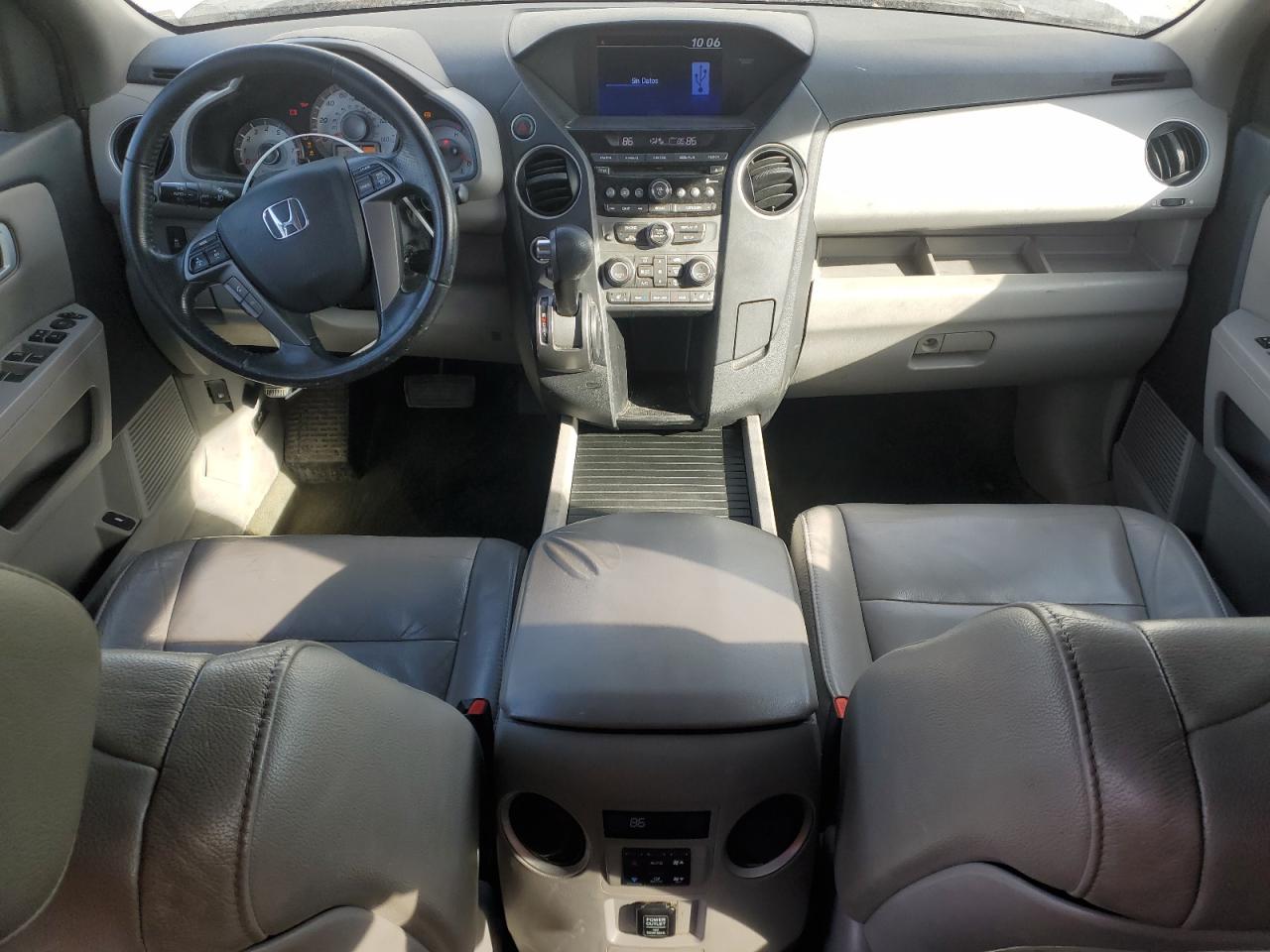 2015 Honda Pilot - Image 8