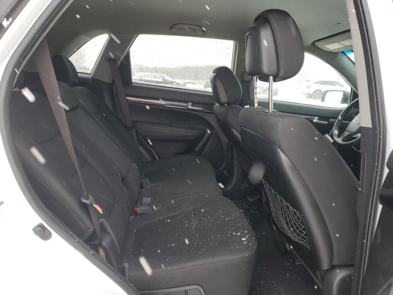 2014 Kia Sorento - Image 11
