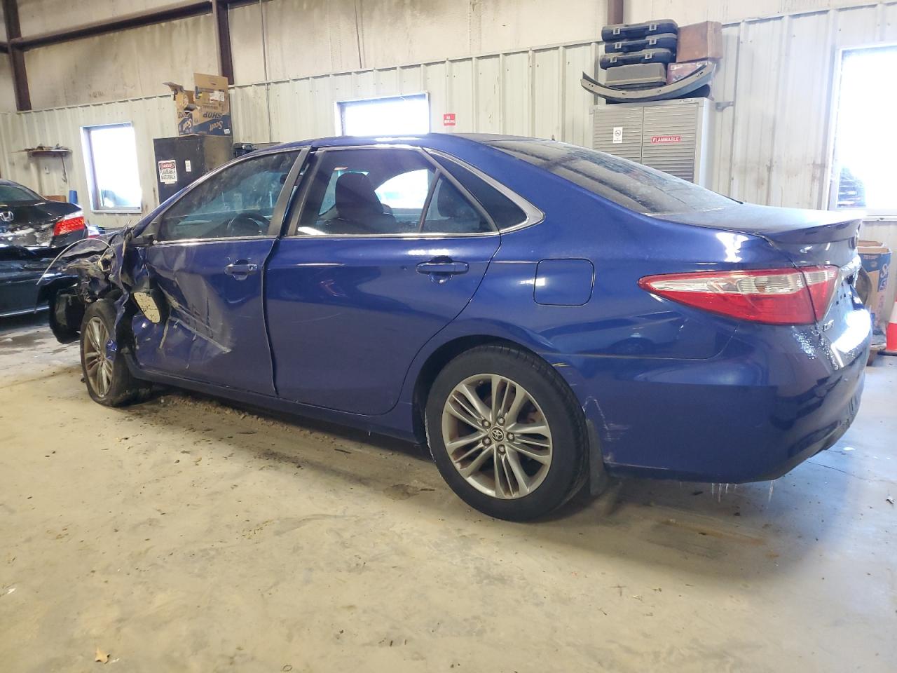 2015 Toyota Camry - Image 2