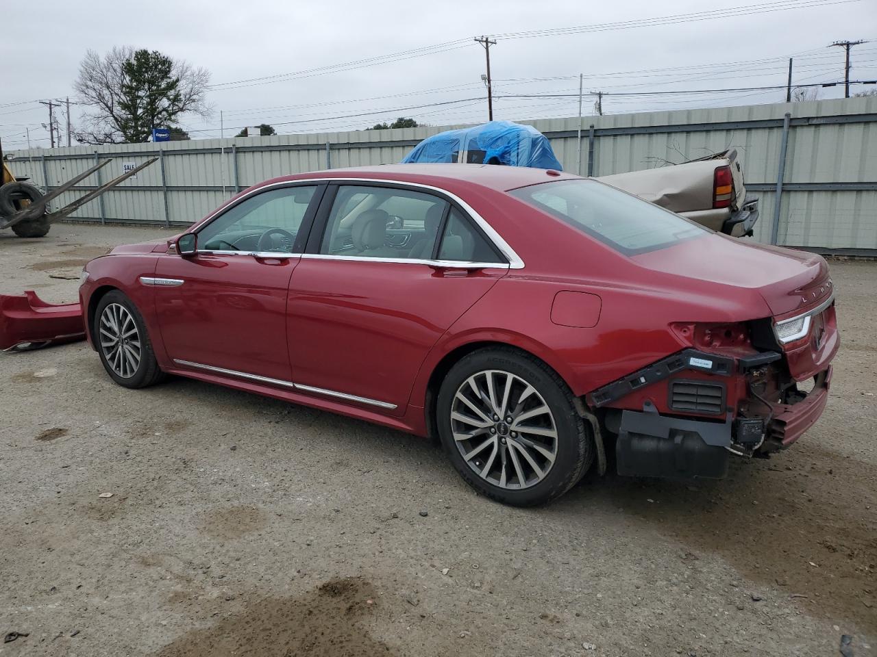 2017 Lincoln Continental - Image 2