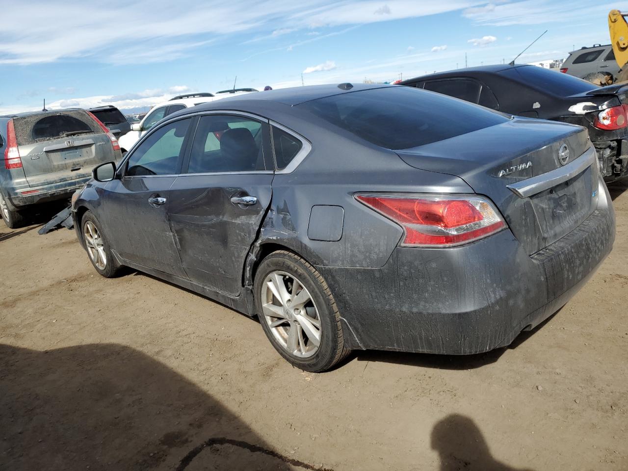 2014 Nissan Altima - Image 2