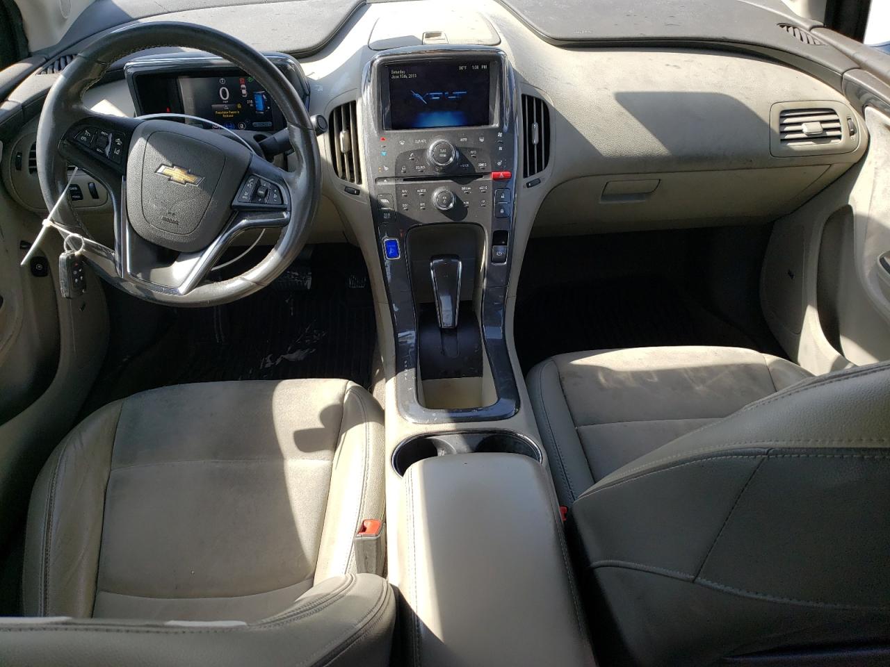 2013 Chevrolet Volt - Image 8