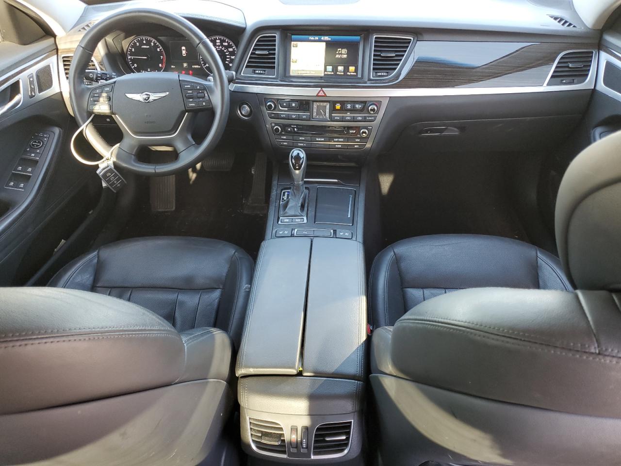 2017 Genesis G80 - Image 8