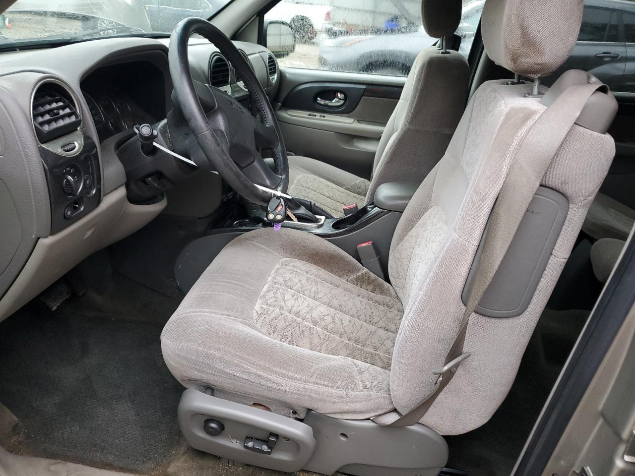2003 GMC Envoy - Image 7