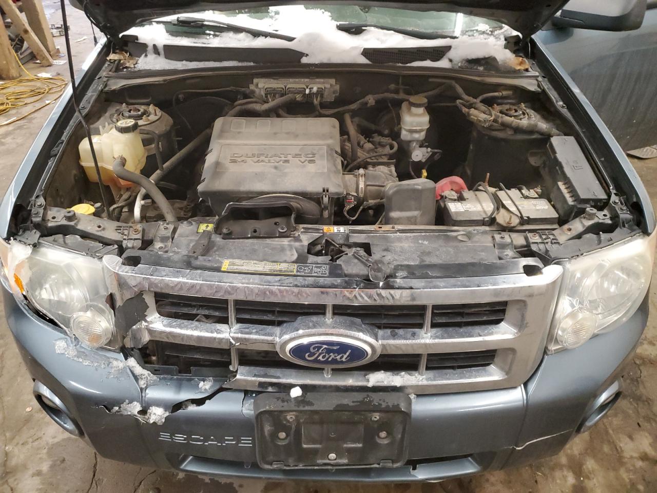 2010 Ford Escape - Image 12