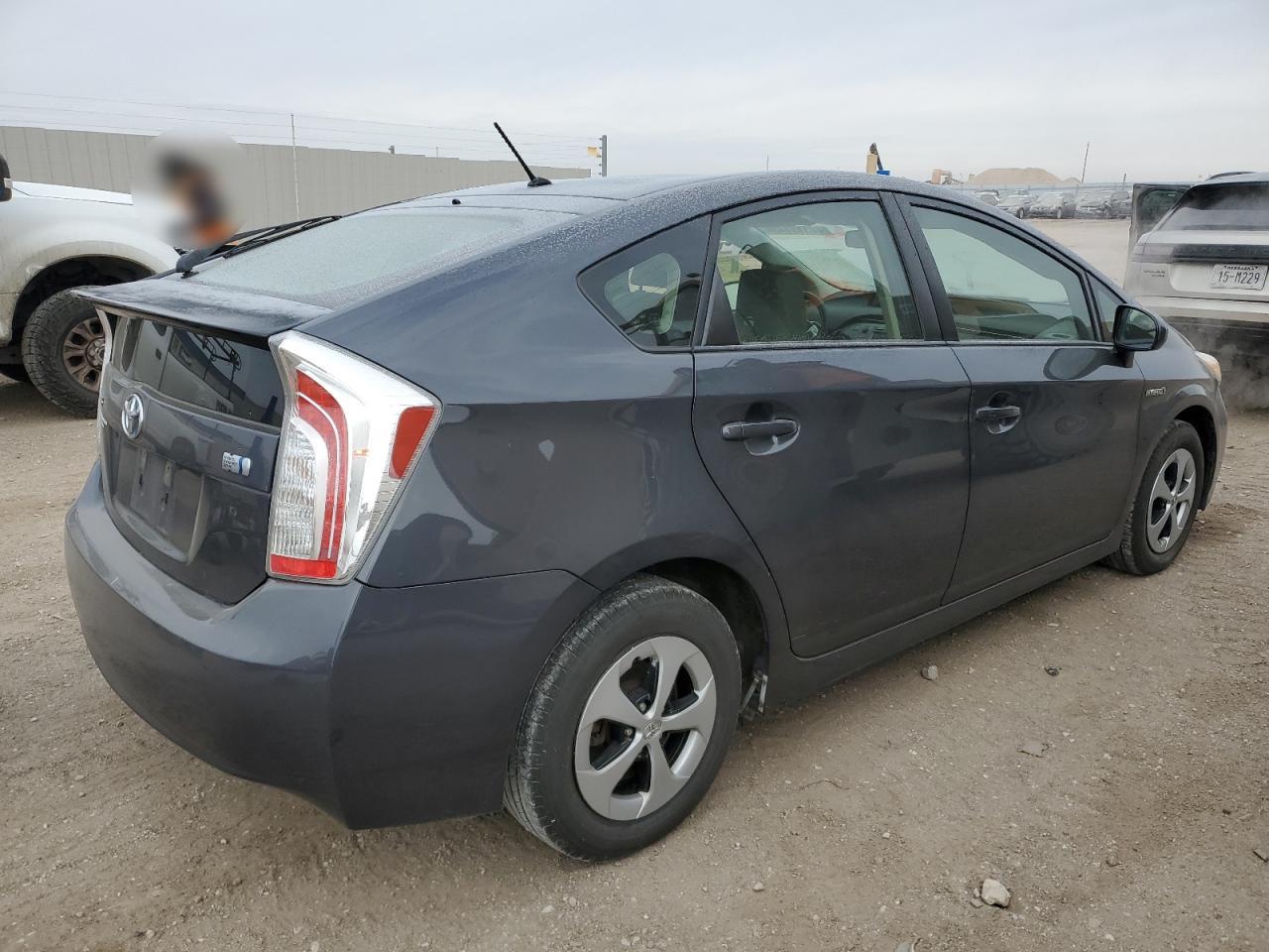 2012 Toyota Prius - Image 3