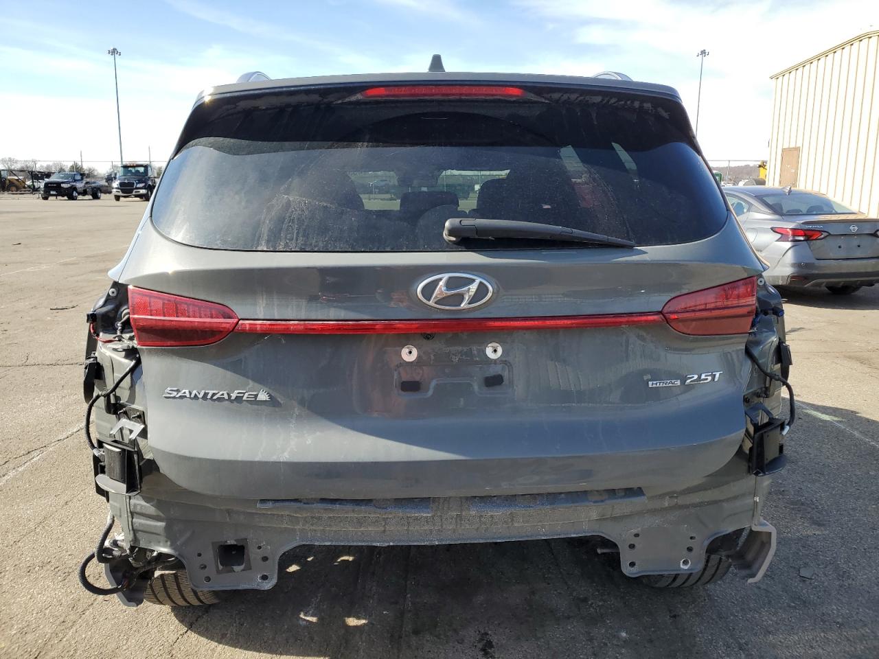 2022 Hyundai Santa Fe - Image 6