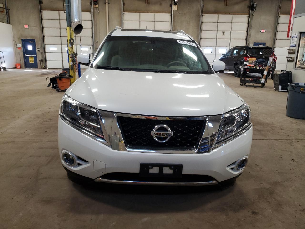 2015 Nissan Pathfinder - Image 5