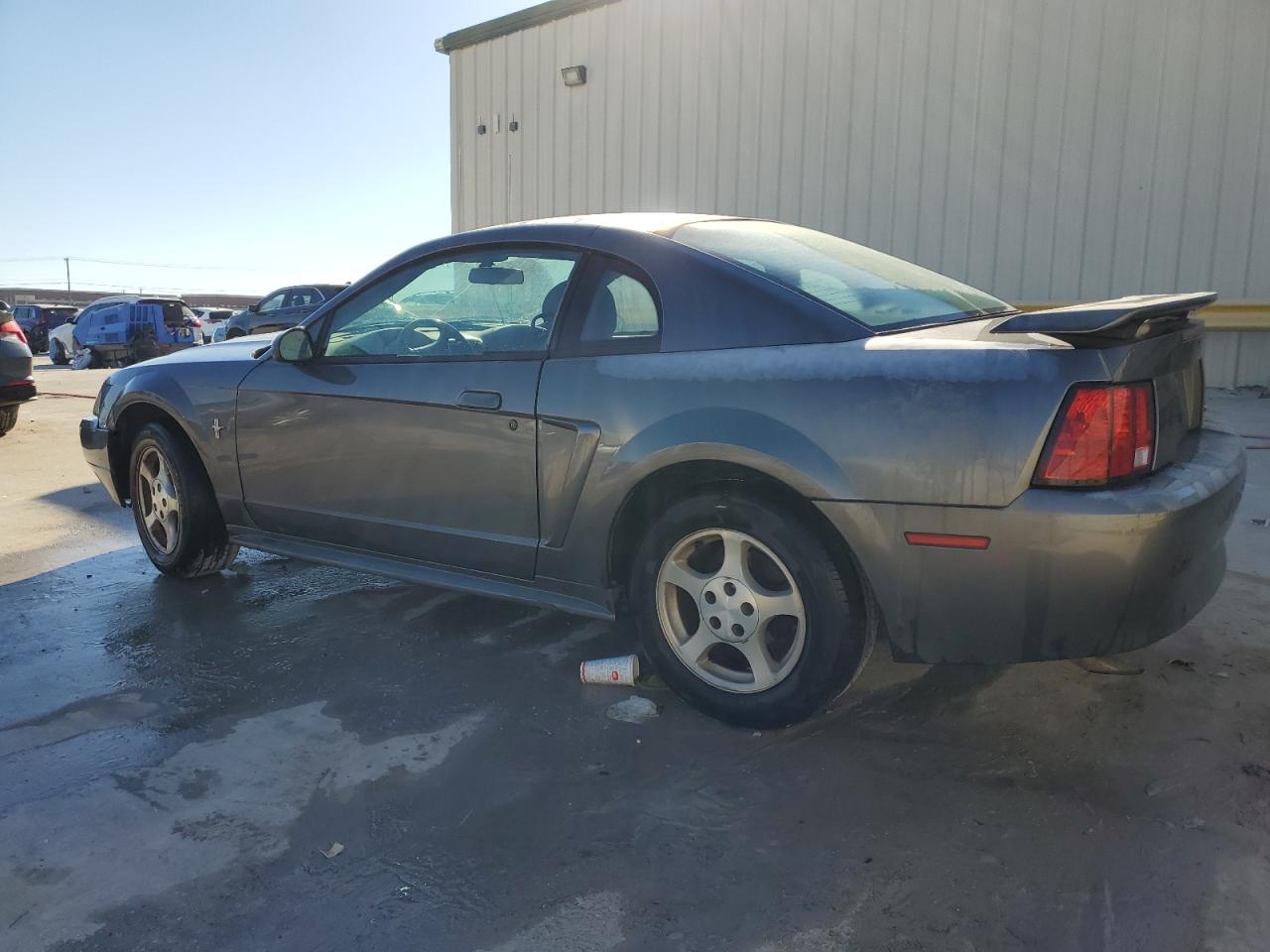 2003 Ford Mustang - Image 2